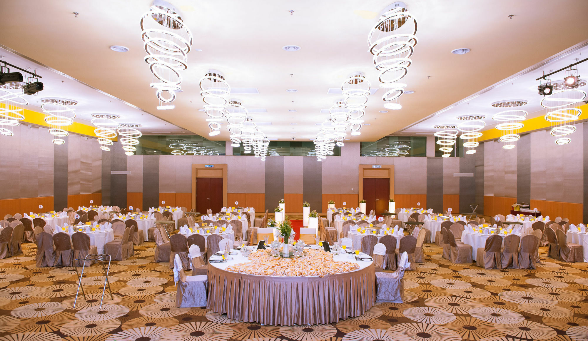 Palm Seremban Hotel Экстерьер фото
